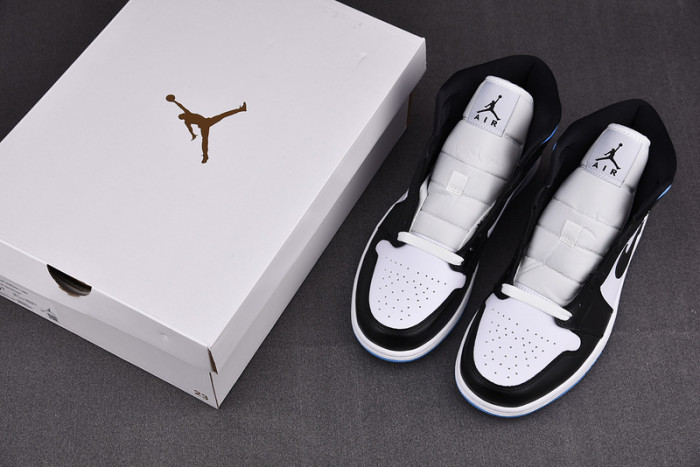 Jordan 1 Mid University Blue (Women