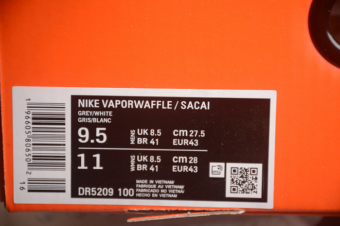 SACAI X NIKE LDVAPORWAFFLE MIX LOW WHITE DR5209-100