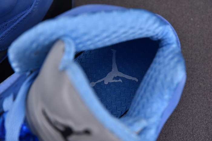 Air Jordan 5 "UNC" DV1310-401