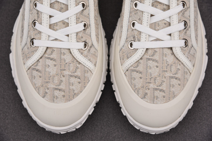 DIO* B28 SNEAKERS B28-000002