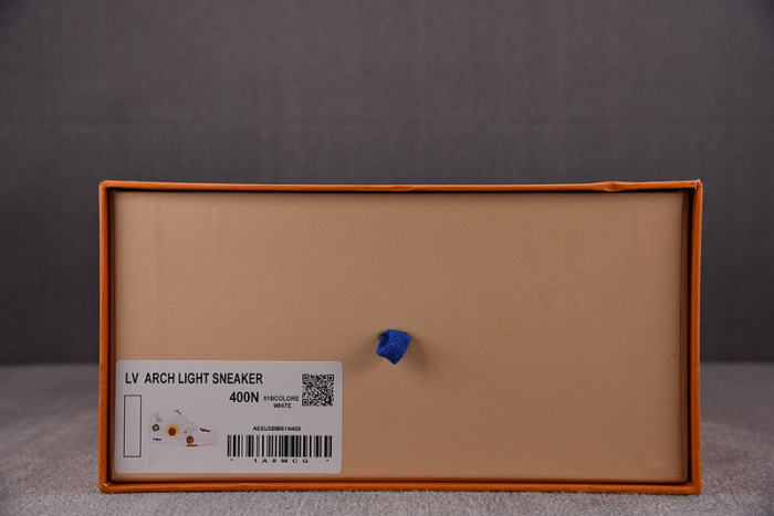 LV SNEAKER LV-000145