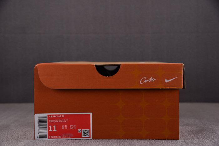 NIKE AIR MAX 95 SP X CORTEIZ RULES THE WORLD FB2709-300