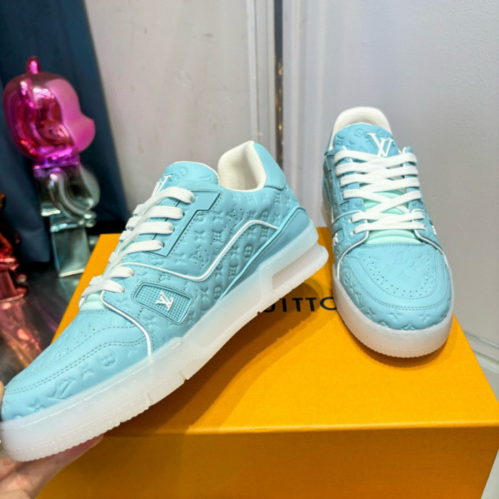 LV SNEAKER LV-000518