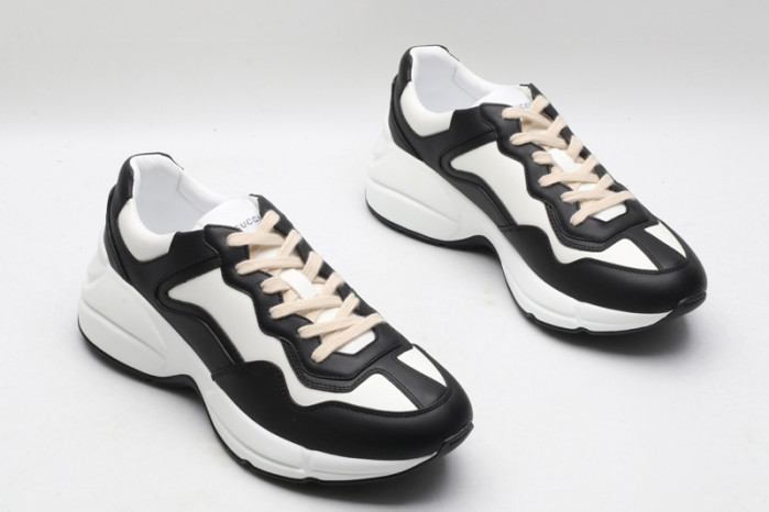 G*u*i* trainer sneaker110