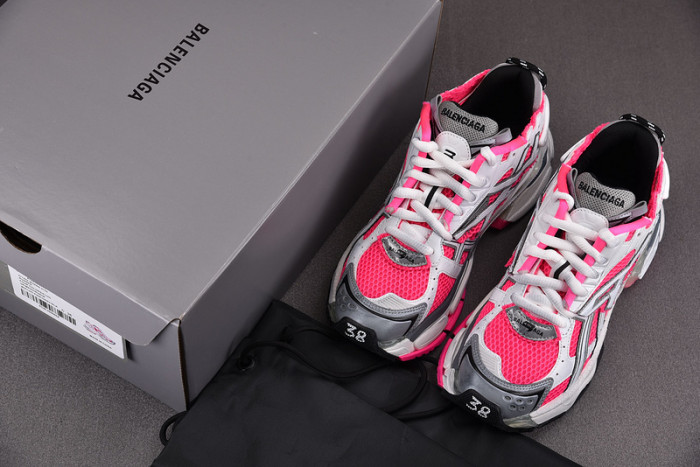 RUNNER SNEAKER RS036