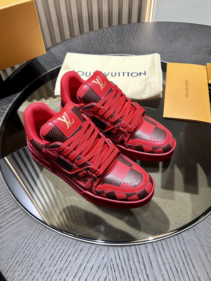 LV SNEAKER LV-000178