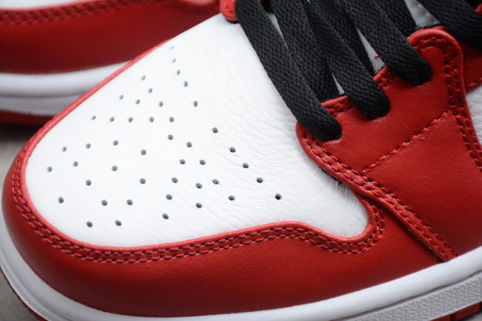 AIR JORDAN 1 MID Chicago 554724-173