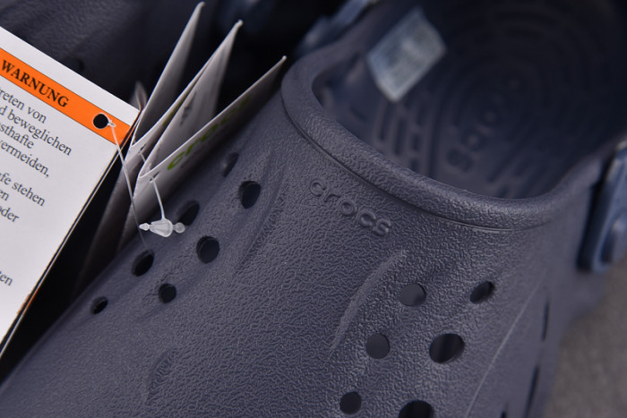 Cr*0*s x salehe bembury c00018