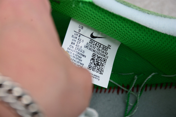 OFW x Nike Air Force 1 Low “Light Green Spark” DX1419-300