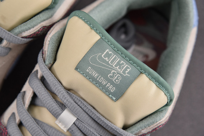 Nike SB Dunk Low Crenshaw Skate Club FN4193-100