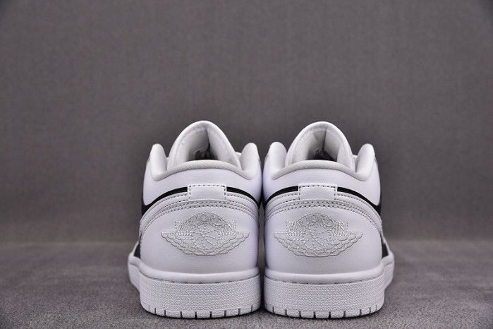 WMNS AIR JORDAN 1 LOW 