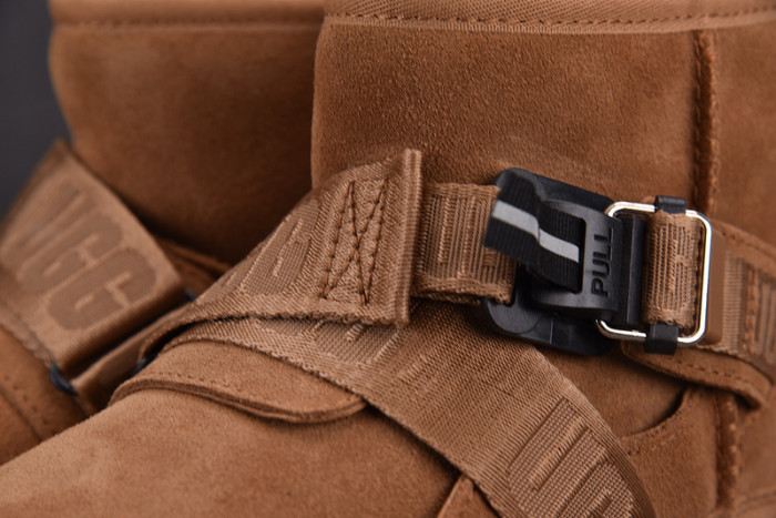 UGG Classic Mini Quickclick Boot