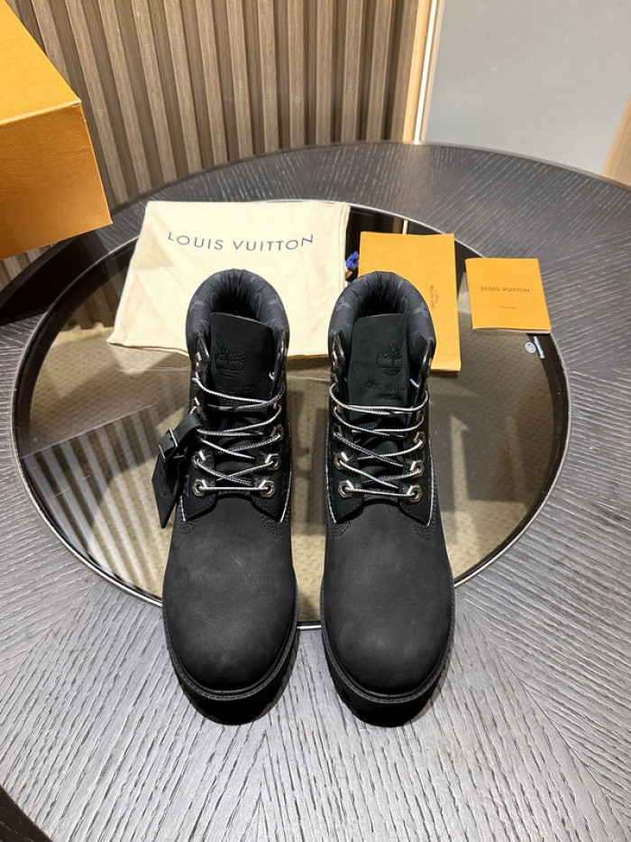 LV BOOTS L000022