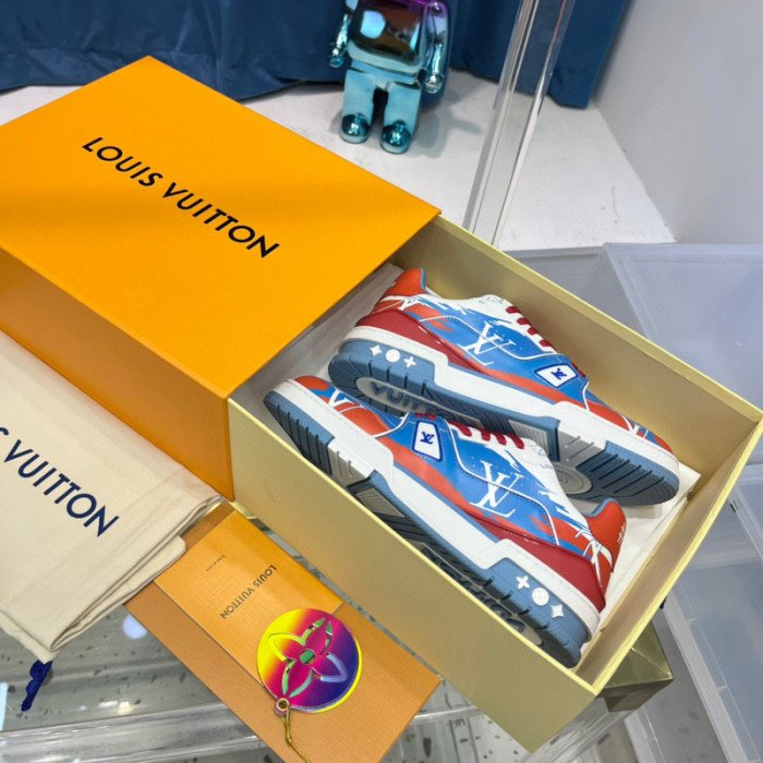 LV SNEAKER LV-000342