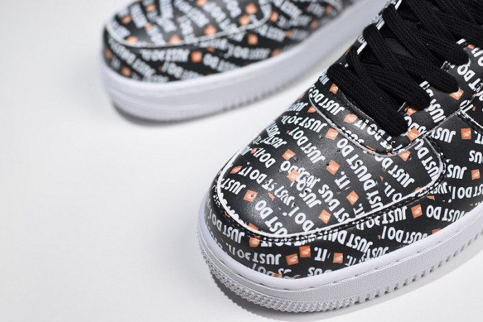 NIKE AIR FORCE 1 LOW “JUST DO IT” PRINT AO3977-001