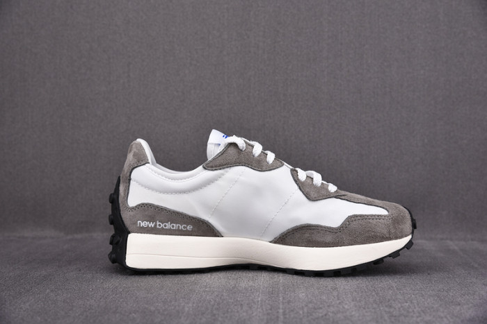 NEW BALANCE SNEAKER NB042