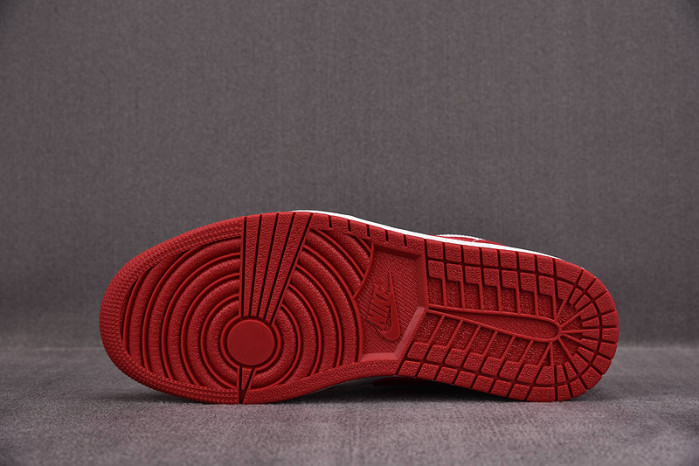 Jordan 1 Low Bulls 553558-163