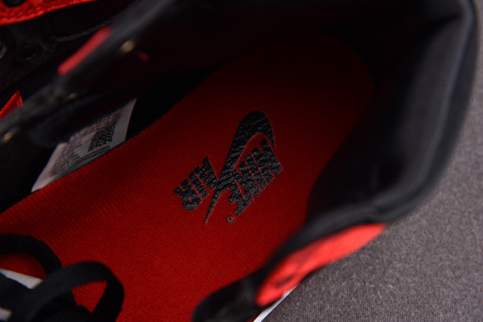 Air Jordan 1 High OG WMNS “Satin Bred” FD4810-061