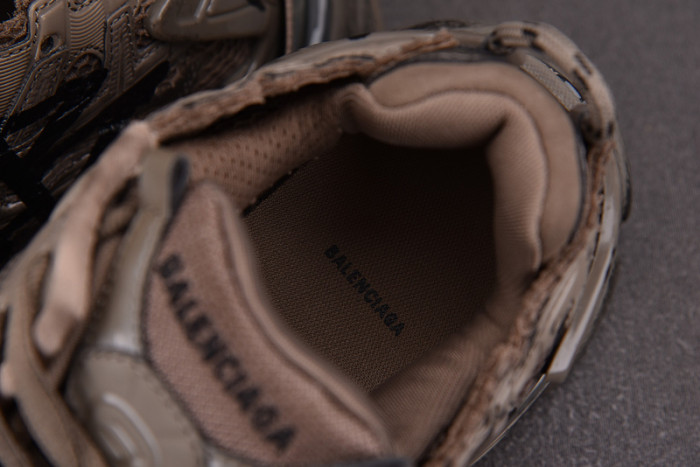 RUNNER SNEAKER RS050