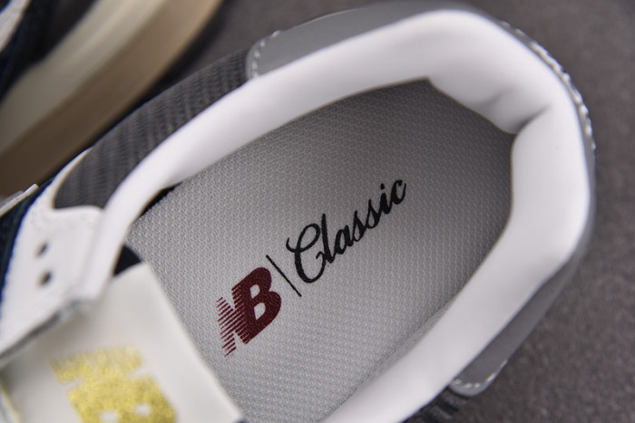 NEW BALANCE SNEAKER NB088