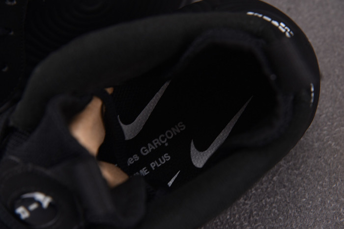 Comme des Garçons Homme Plus x NIKE Air Foamposite One 
