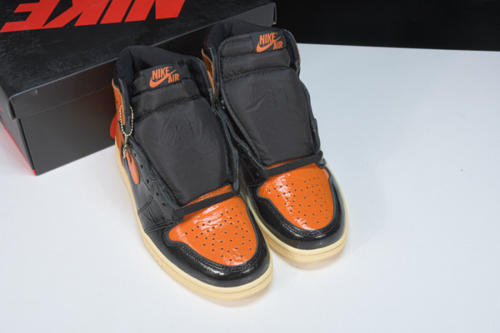 Air Jordan 1 Shattered Backboard 3.0 555088-028