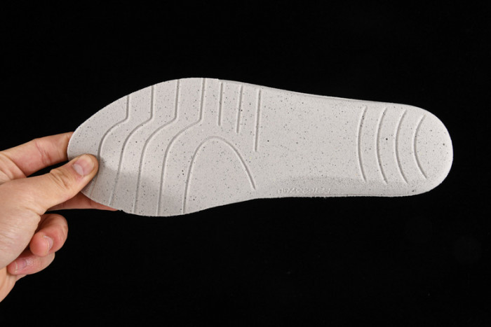 TRIPLES TRAINER SNEAKERS LETTERS 2000016