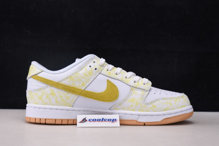 Nike Dunk Low WMNS “Yellow Strike”DM9467-700