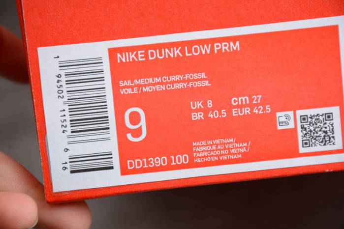 Nike SB Dunk Low Medium Curry DD1390-100