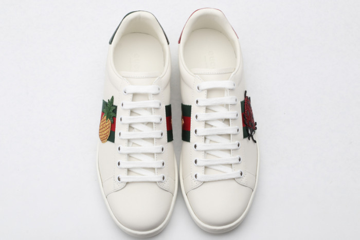 G*u*i* trainer sneaker55