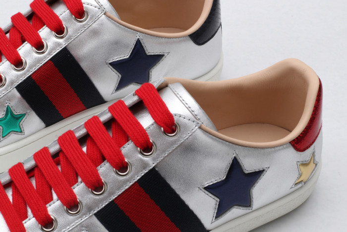 G*u*i* trainer sneaker42