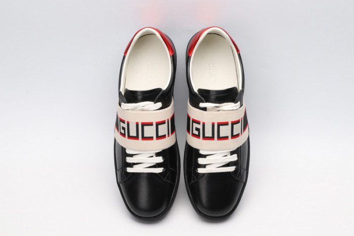 G*u*i ace embroidered low-top sneaker black