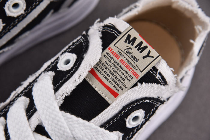 Ma*s*n mihara yasuhiro sneaker
