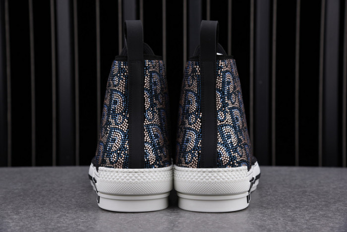 B23 Oblique High Top Sneakers T00480H052